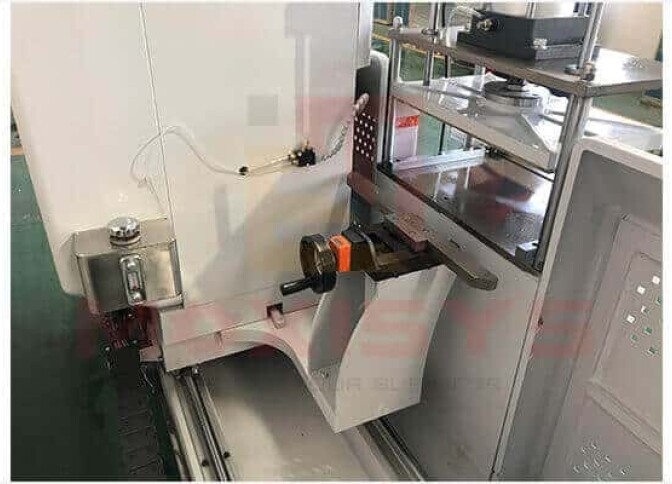 Automatic End Milling Machine Blade Move Details 2