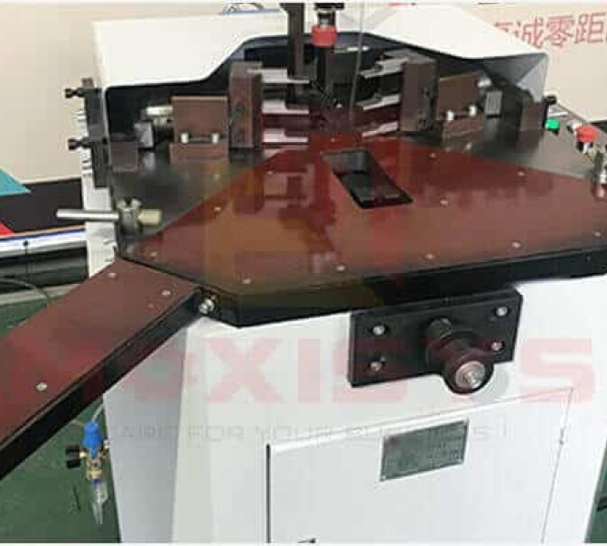 Single Head Corner Crimping Machine 120B Details 1