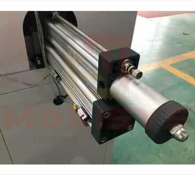 Automatic Corner Connector Cutting Saw 450 Details 1